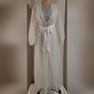 VTG 70s Gilead Peignoir Set White Sheer Robe & Nightgown Lace Trim M/L